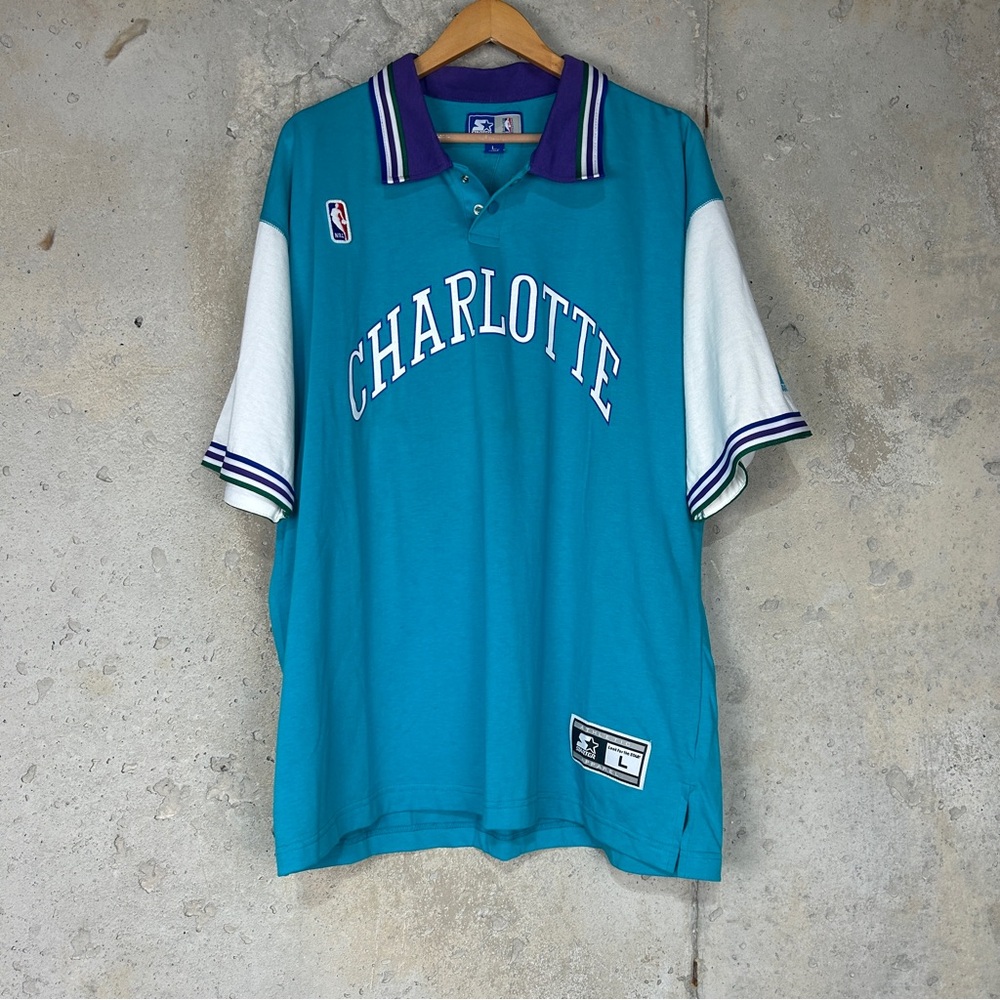 Vintage starter Charlotte hornets nba blue purple collared men’s pullover shirt